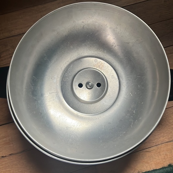 Vintage West Bend Serving Oven 3-Pc Multi-Purpose BUN WARMER & SERVER ~ USA - Picture 5 of 16